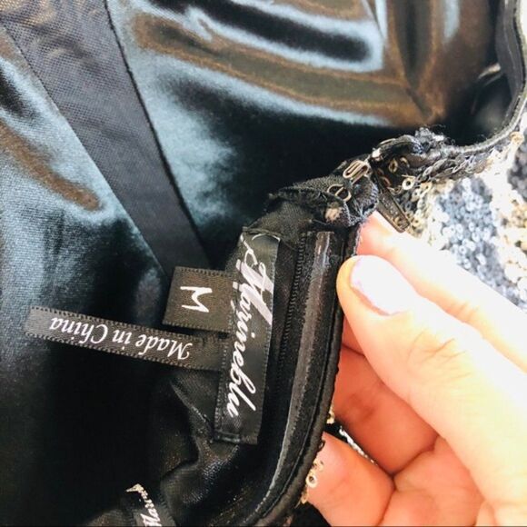 EUC Francesca’s Black Sequined Bustier Top Medium - Picture 5 of 5